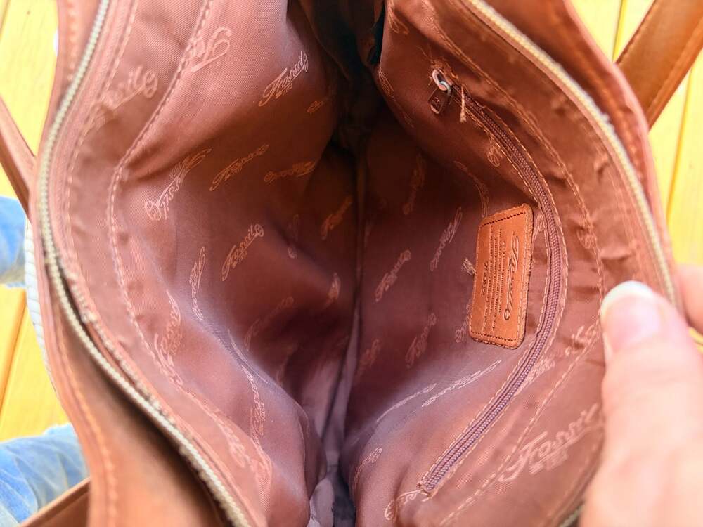 Fossil Vintage Genuine Leather Shoulder Hobo Bag 75082 with Key Charm - Picture 7 of 10